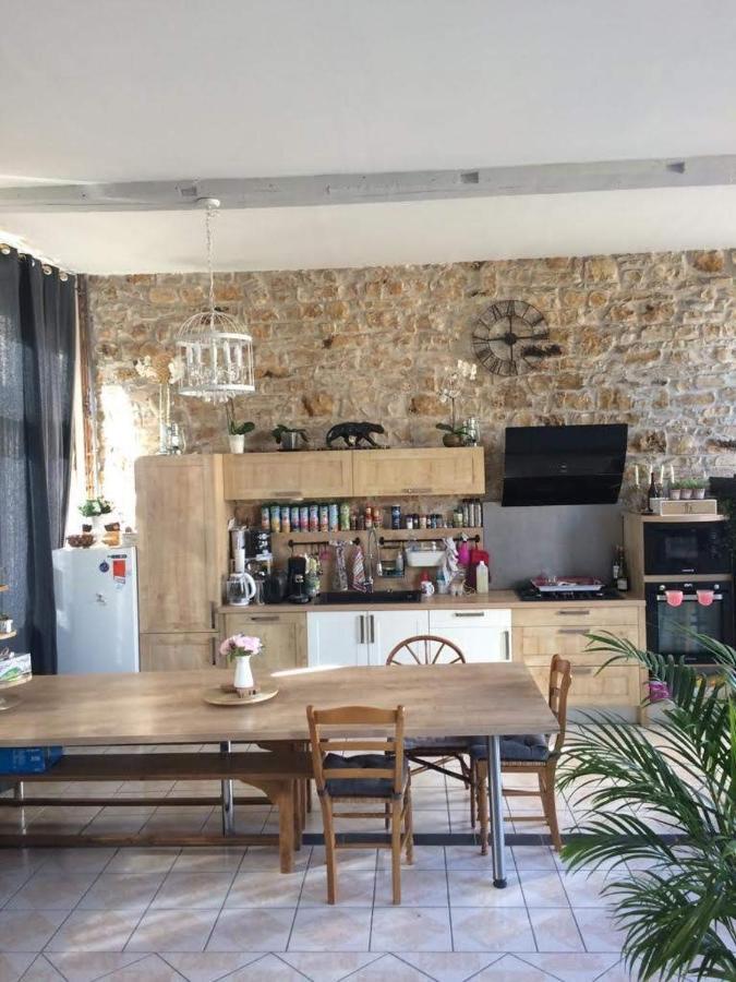 Ecole De La Route Bleue Bed & Breakfast Moiry Exterior photo